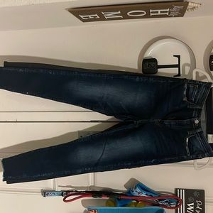 Levi’s size 6 jeans